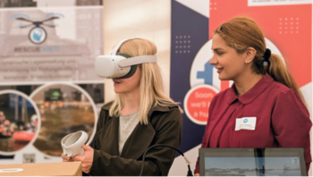 Eintauchen in die Simulation des Hamburger Hafens (Foto: Rescue-Mate)